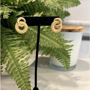 14 karat gold earrings